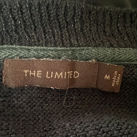 The Limited Black Flowy Blouse Size Medium - Picture 10 of 10